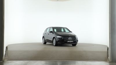 Mercedes-Benz B 250 e Style MBUX Navi AUT LED SHZ Park-Ass.