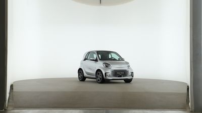 Smart fortwo EQ pulse Exclusive Pano LED Kamera 16