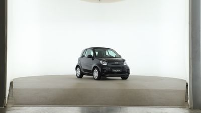 Smart fortwo EQ Schnelllader 22 kW USB Bluetooth