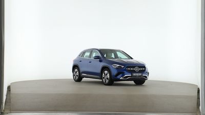 Mercedes-Benz GLA 220 d 4MATIC Progressive Pano Kamera MBUX