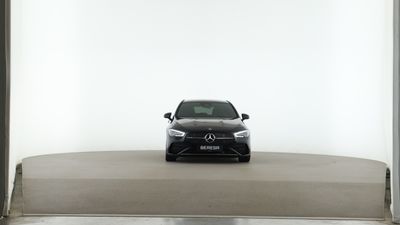 Mercedes-Benz CLA 200 SB AMG Pano Kamera MBUX Navi AUT LED