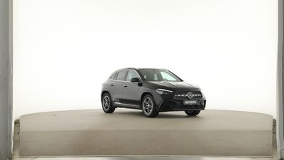 Mercedes-Benz GLA 200 AMG Distronic Kamera MBUX Navi AUT AHK