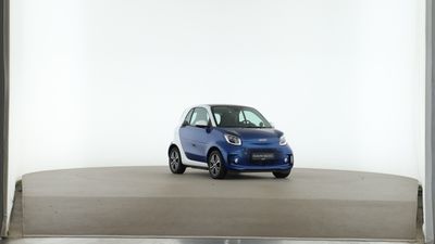 Smart fortwo EQ passion Pano Kamera LED Winter 22 kW