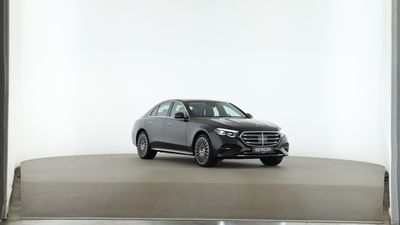 Mercedes-Benz E 220 d Exclusive Digital Light Distronic Pano