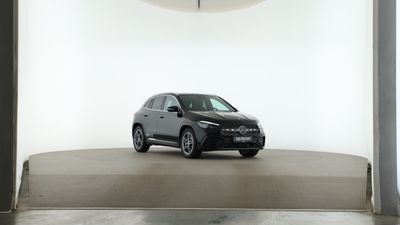 Mercedes-Benz GLA 200 AMG Distronic Kamera MBUX Navi AUT AHK