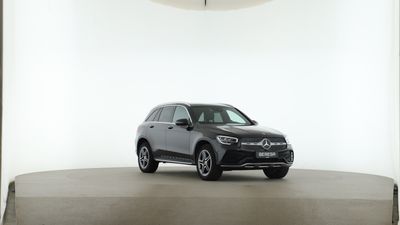 Mercedes-Benz GLC 300 de 4M AMG Distronic Pano MBUX SHZ LED