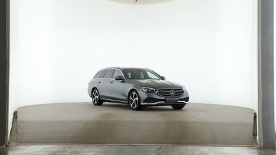 Mercedes-Benz E 220 d T Avantgarde AHK Widescreen Kamera MBUX