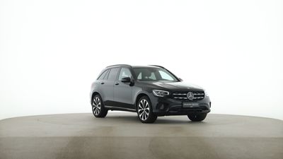 Mercedes-Benz GLC 300 e 4M Night AHK Pano Distronic Lenkradhzg